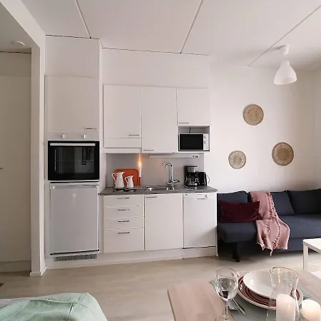 Tikkurila For 4 People Next To The Airport, Private Parking Vantaa