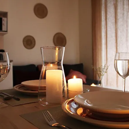 Tikkurila For 4 People Next To The Airport, Private Parking Apartment *