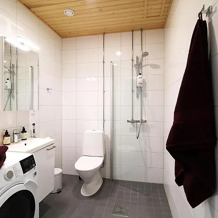 Tikkurila For 4 People Next To The Airport, Private Parking Vantaa