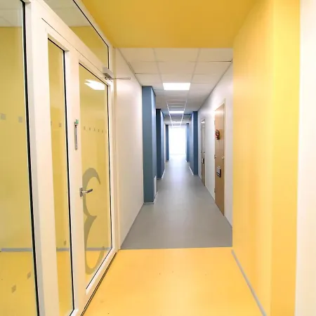 Tikkurila For 4 People Next To The Airport, Private Parking Βάνταα